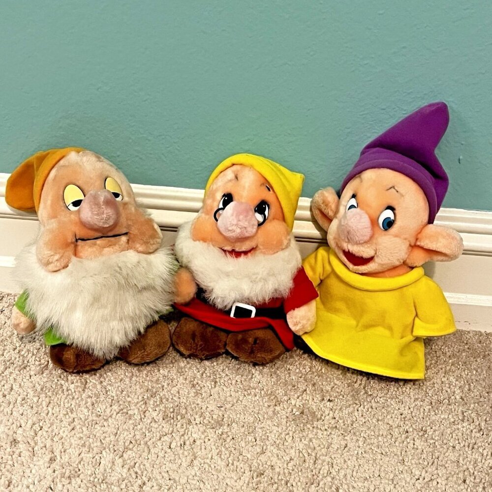 THREE Vintage 80s Disneyland Snow White Dwarfs: Doc, Dopey, Sleepy 7" Korea Made